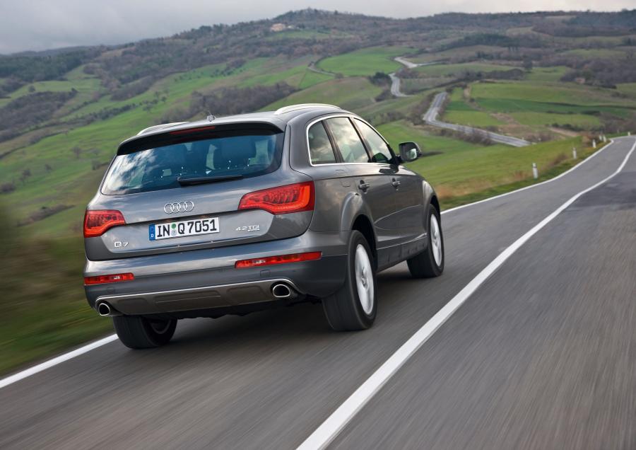  Audi Q7 4.2 TDI Quattro (4L) 2009 года  (фото 9 из 62)